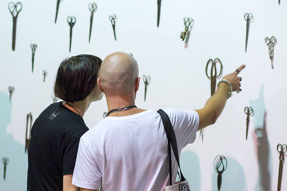 &quot;Стіна з ножицями&quot; і маски для яєць: Bob Basset та Гамлет Зіньковський покажуть &quot;Предмети&quot; на Ukrainian Fashion Week 2019